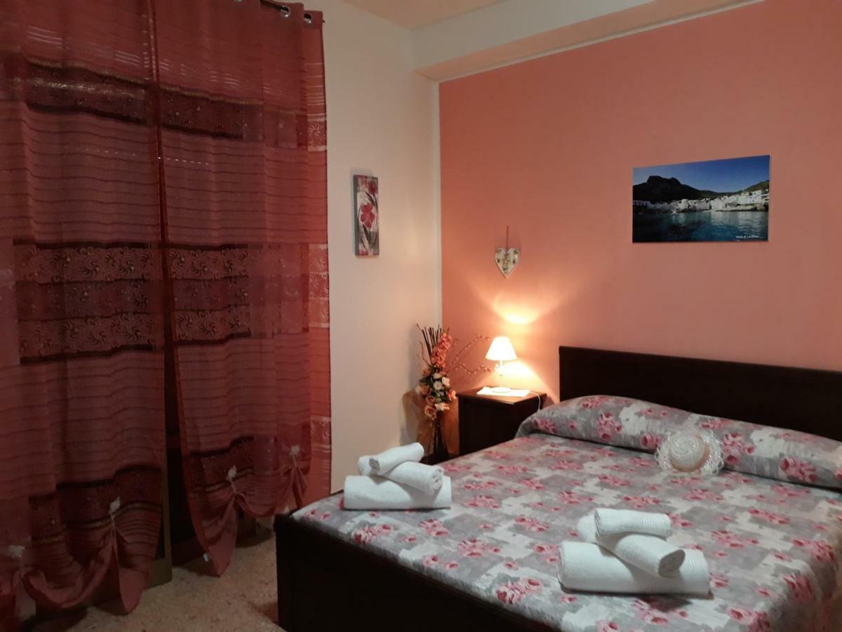 Isole Egadi Bed & Breakfast Trapani Exterior photo